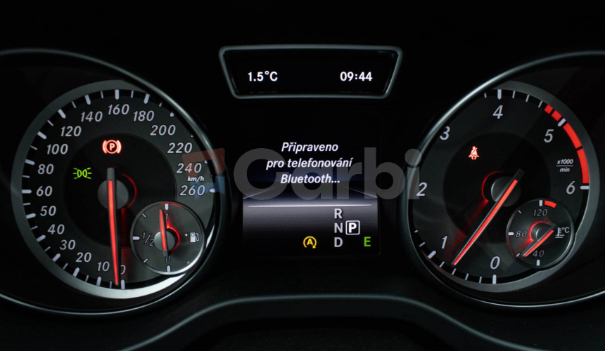 Mercedes-Benz CLA Shooting Brake 220D A/T 100kW AMG KOŽA NELAKOVANÉ