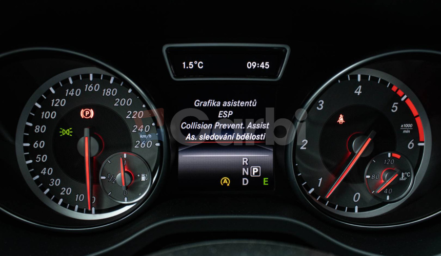 Mercedes-Benz CLA Shooting Brake 220D A/T 100kW AMG KOŽA NELAKOVANÉ