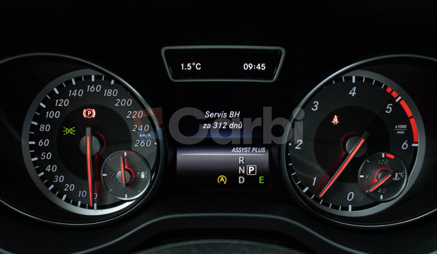 Mercedes-Benz CLA Shooting Brake 220D A/T 100kW AMG KOŽA NELAKOVANÉ