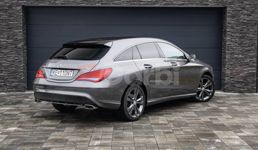 Mercedes-Benz CLA Shooting Brake 220D A/T 100kW AMG KOŽA NELAKOVANÉ