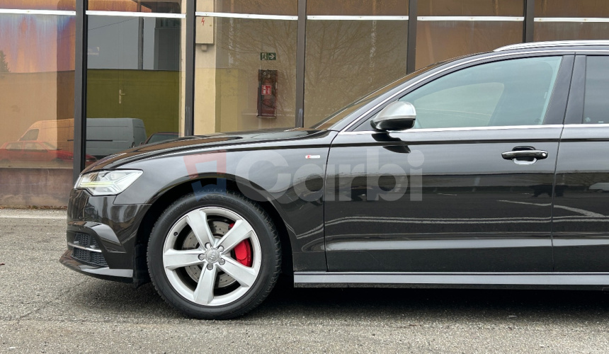Audi A6 Avant Quattro V6
