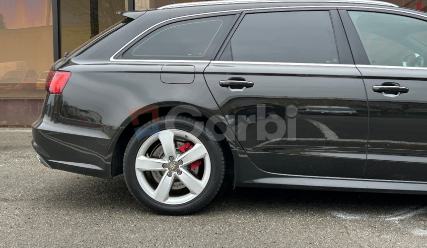 Audi A6 Avant Quattro V6