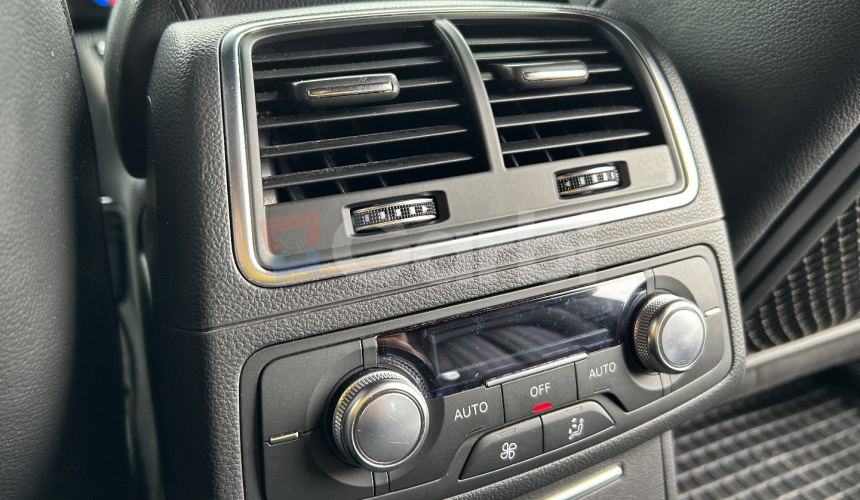 Audi A6 Avant Quattro V6