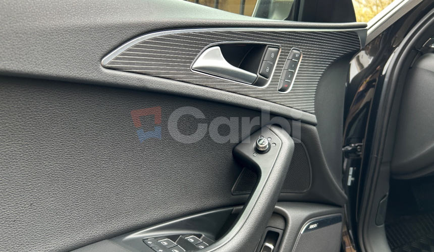 Audi A6 Avant Quattro V6