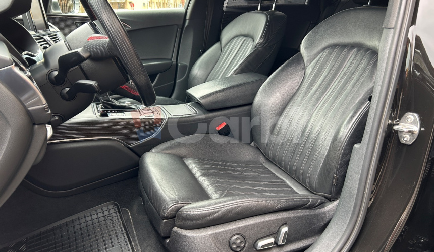 Audi A6 Avant Quattro V6