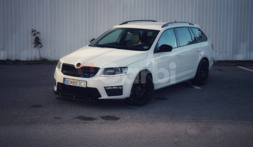 Škoda Octavia Combi 2.0 TDI DPF RS DSG