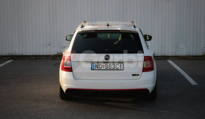 Škoda Octavia Combi 2.0 TDI DPF RS DSG