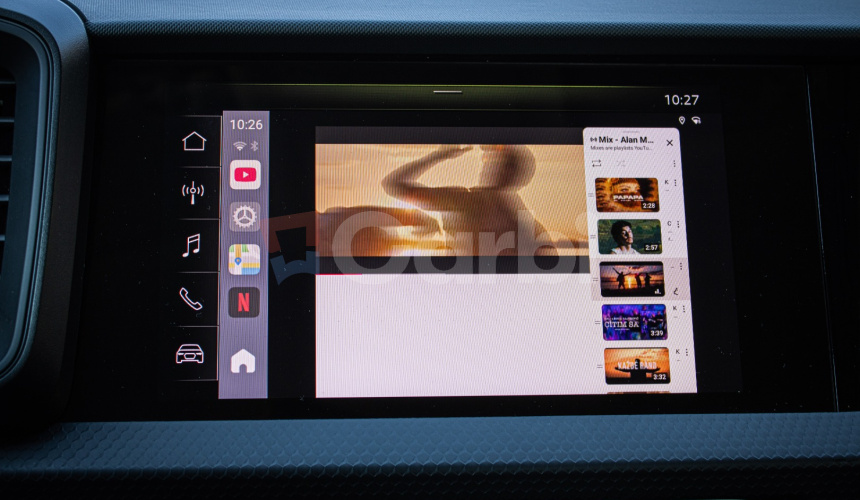 Audi A1 30 TFSI 85kW, Led svetlá, Ambient, R17 alu, Zrkadlenie obrazovky, Qi nabíjanie