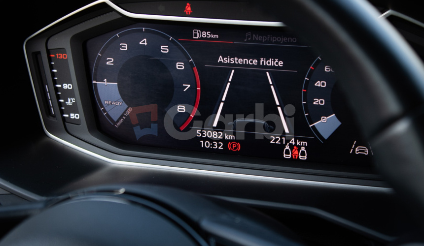 Audi A1 30 TFSI 85kW, Led svetlá, Ambient, R17 alu, Zrkadlenie obrazovky, Qi nabíjanie