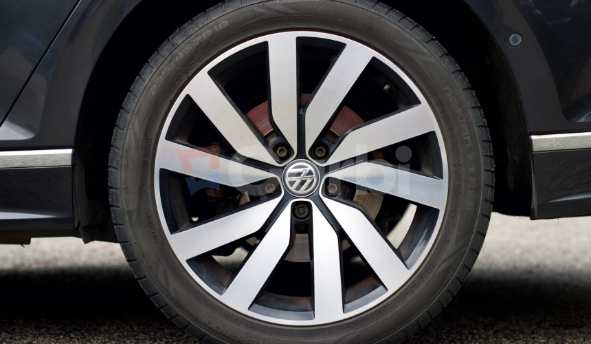 Volkswagen Passat 2.0 TDI BMT R-Line Highline DSG