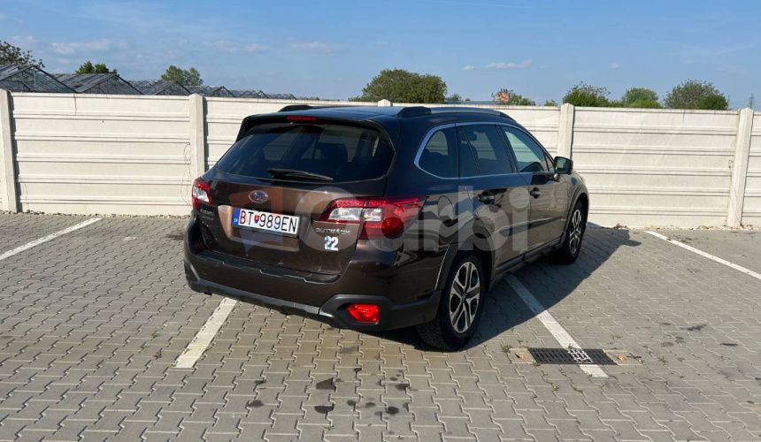 Subaru Outback 2.5i ES Comfort CVT