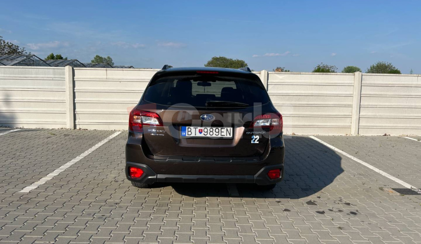 Subaru Outback 2.5i ES Comfort CVT