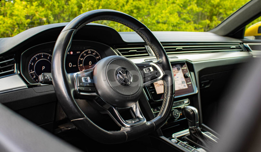 Volkswagen Arteon 2.0 TSI BMT R-Line DSG