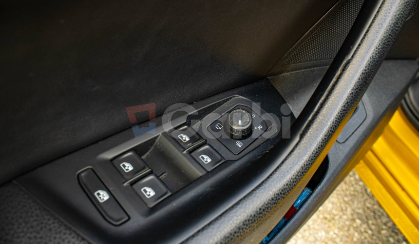 Volkswagen Arteon 2.0 TSI BMT R-Line DSG