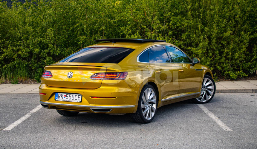 Volkswagen Arteon 2.0 TSI BMT R-Line DSG