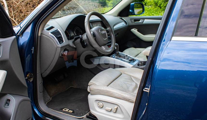 Audi Q5 3.0 TDI 4x4 A/T Koža, Panorama, po servise
