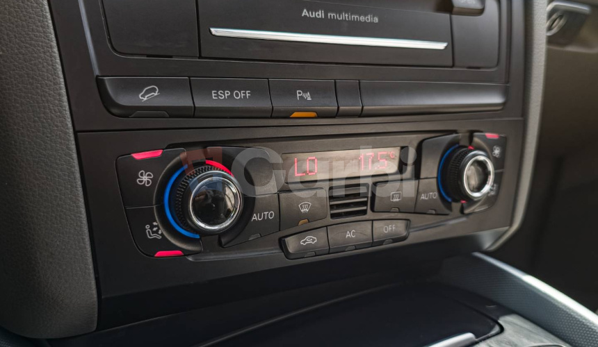 Audi Q5 3.0 TDI 4x4 A/T Koža, Panorama, po servise