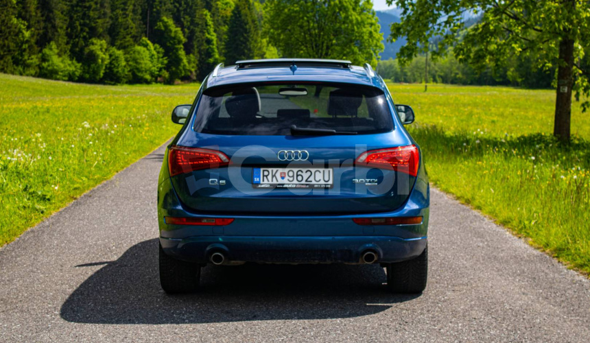 Audi Q5 3.0 TDI 4x4 A/T Koža, Panorama, po servise
