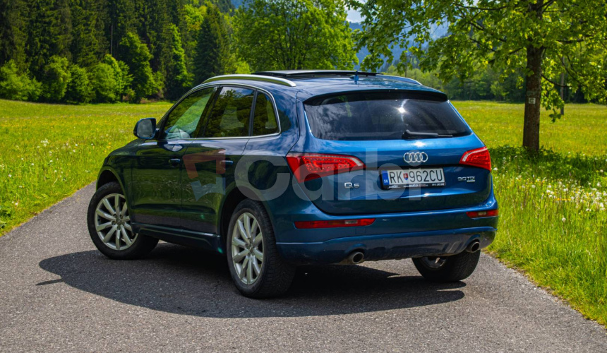Audi Q5 3.0 TDI 4x4 A/T Koža, Panorama, po servise