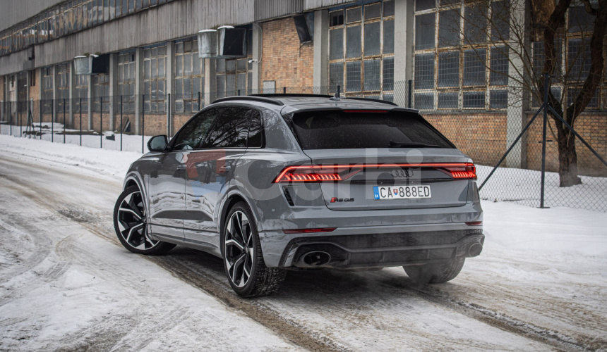 Audi RSQ8 4.0 TFSI Full Carbon, Masáž, Soft-close, Pano, R23, v záruke, DPH