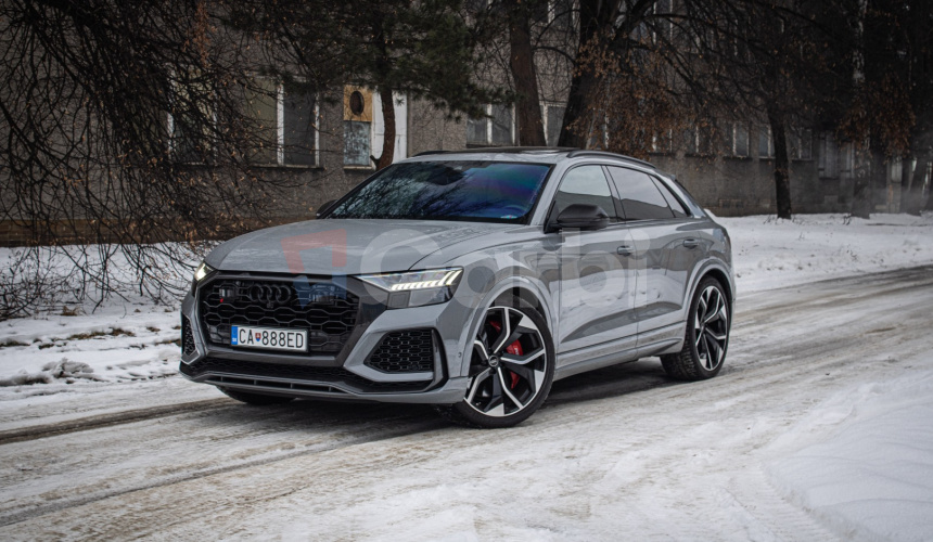 Audi RSQ8 4.0 TFSI Full Carbon, Masáž, Soft-close, Pano, R23, v záruke, DPH