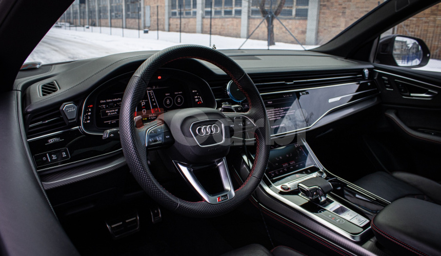 Audi RSQ8 4.0 TFSI Full Carbon, Masáž, Soft-close, Pano, R23, v záruke, DPH