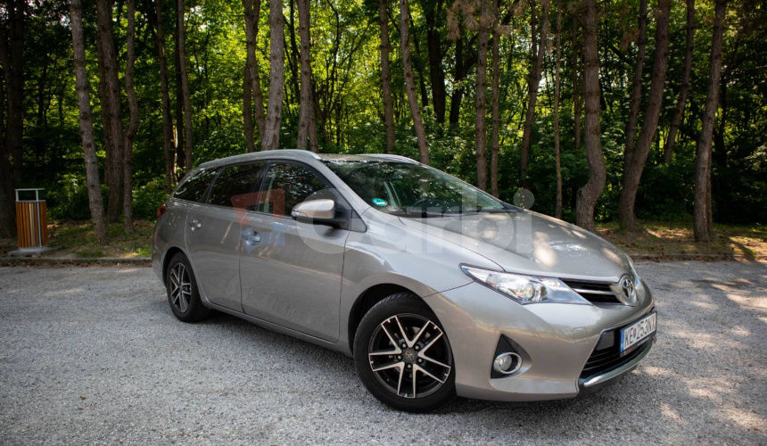 Toyota Auris Touring Sports 1.6 l Valvematic