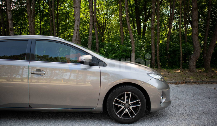 Toyota Auris Touring Sports 1.6 l Valvematic