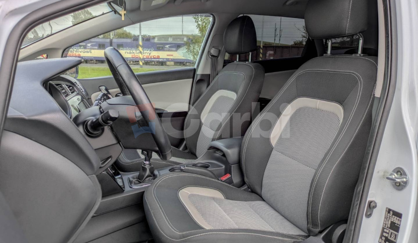 Kia Ceed SW 1.6 CRDi 136k Gold