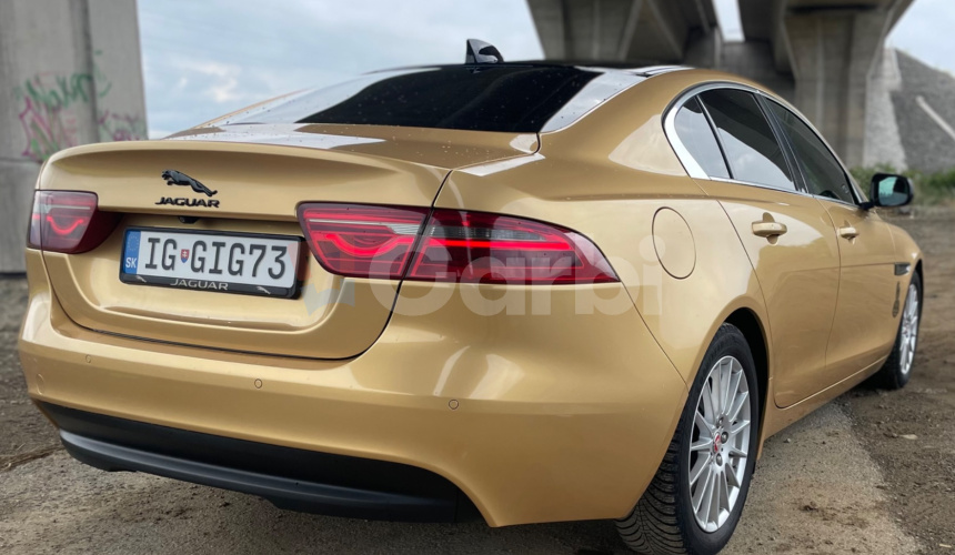 Jaguar XE 2.0 I4D Prestige AT