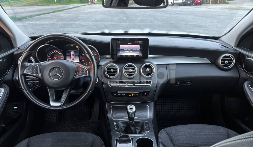 Mercedes-Benz C trieda Sedan 160