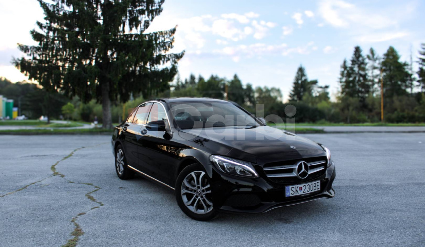 Mercedes-Benz C trieda Sedan 160