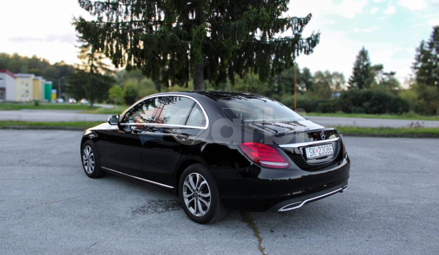 Mercedes-Benz C trieda Sedan 160