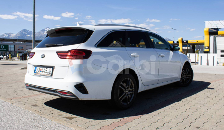 Kia Ceed SW 1.6 CRDi 136k Gold A/T