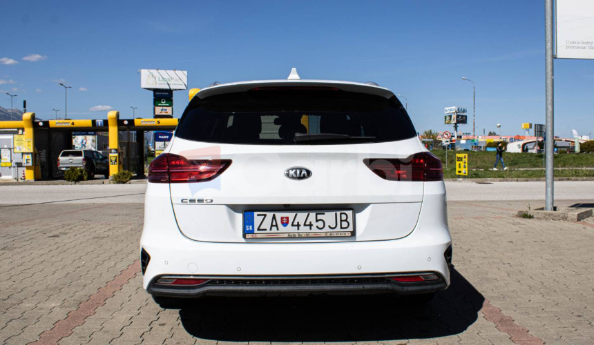 Kia Ceed SW 1.6 CRDi 136k Gold A/T