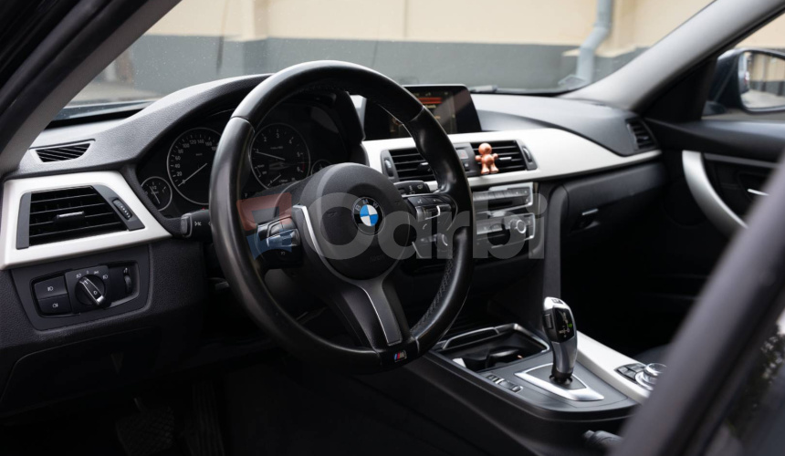 BMW Rad 3 Touring 320d xDrive Advantage A/T