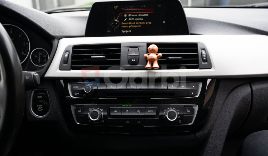 BMW Rad 3 Touring 320d xDrive Advantage A/T