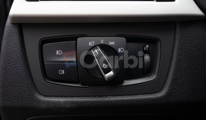 BMW Rad 3 Touring 320d xDrive Advantage A/T