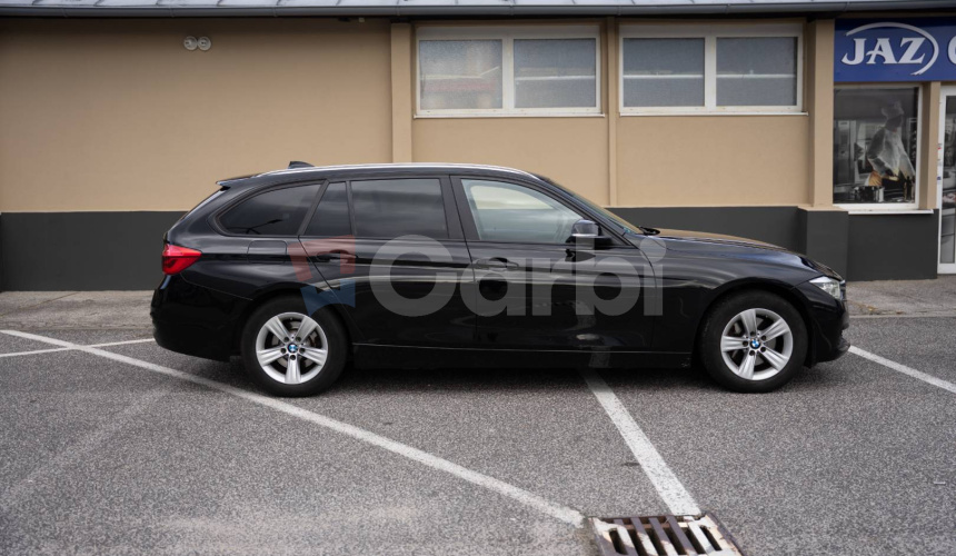 BMW Rad 3 Touring 320d xDrive Advantage A/T