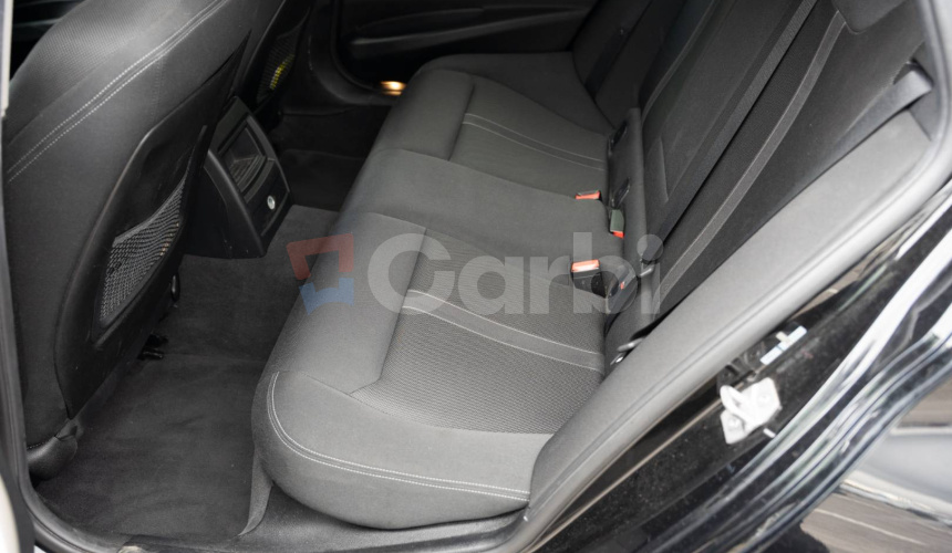 BMW Rad 3 Touring 320d xDrive Advantage A/T