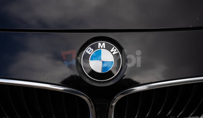 BMW Rad 3 Touring 320d xDrive Advantage A/T