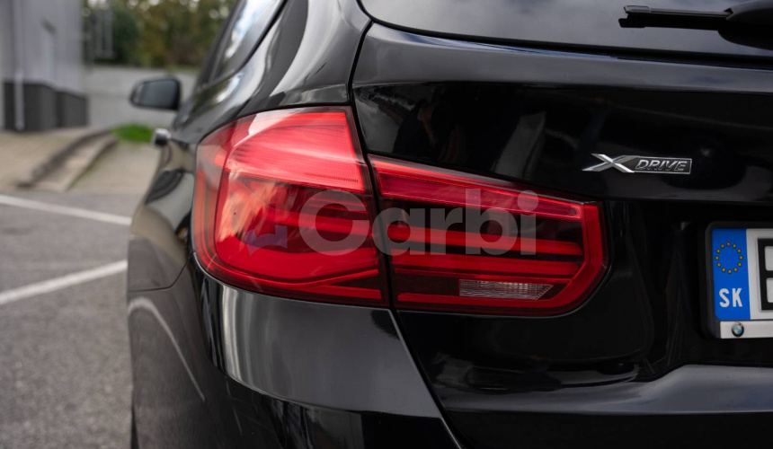 BMW Rad 3 Touring 320d xDrive Advantage A/T