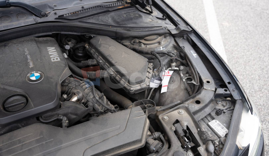 BMW Rad 3 Touring 320d xDrive Advantage A/T