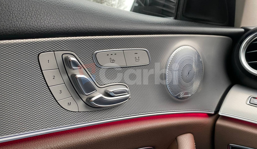 Mercedes-Benz E trieda Kombi E220d AMG Packet A/T 143kW A9