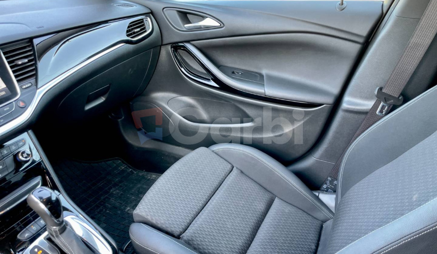 Opel Astra Sport Tourer ST 1.6 Turbo 200k S&S Innovation AT6
