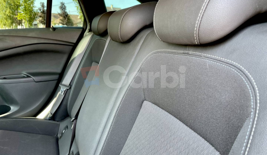 Opel Astra Sport Tourer ST 1.6 Turbo 200k S&S Innovation AT6