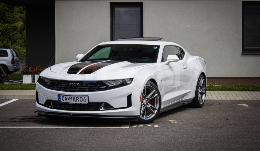 Chevrolet Camaro 2.0T 205 kW, Maxton doplnky, Strešné okno, klapky, pekný stav