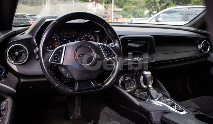 Chevrolet Camaro 2.0T 205 kW, Maxton doplnky, Strešné okno, klapky, pekný stav
