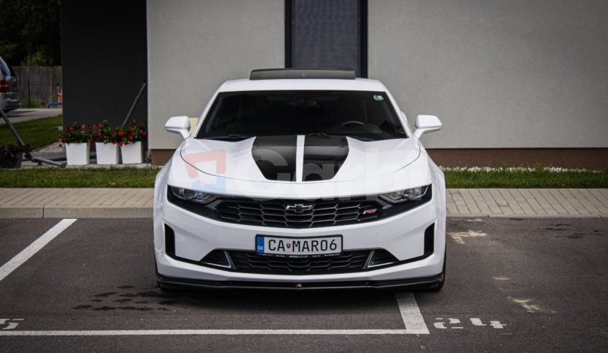 Chevrolet Camaro 2.0T 205 kW, Maxton doplnky, Strešné okno, klapky, pekný stav