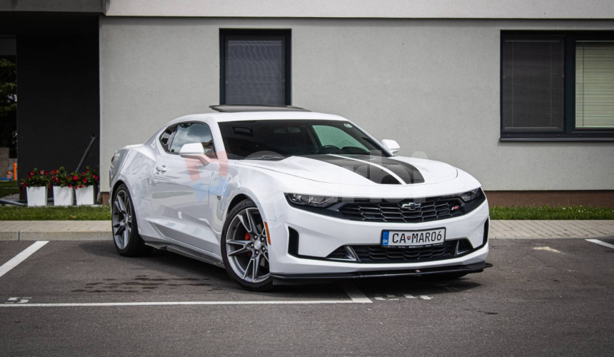 Chevrolet Camaro 2.0T 205 kW, Maxton doplnky, Strešné okno, klapky, pekný stav
